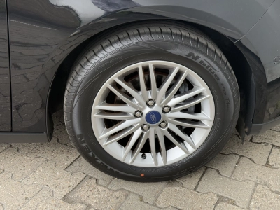 Ford Focus 1.0 EcoBoost Cool & Connect / Navigation
