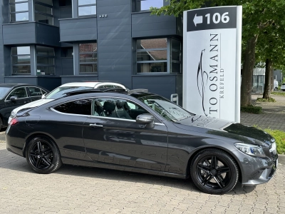 Mercedes-Benz C 300 d Coupe 9G-TRONIC | PANORAMA | BURMESTER®