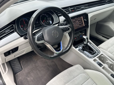 VW Passat Variant 1.4TSI PlugInHybrid DSG GTE / ACC