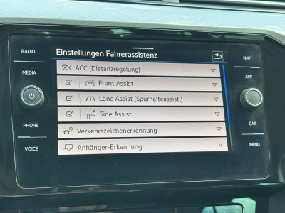VW Passat Variant 2.0 TDI SCR DSG Business/ RFK AHK