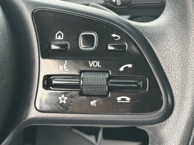 Mercedes-Benz A 200 7G-DCT Style RÜCKFAHRK. / WENIG KM