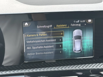Mercedes-Benz A 200 7G-DCT Style RÜCKFAHRK. / WENIG KM