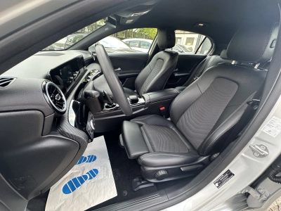 Mercedes-Benz A 200 7G-DCT Style RÜCKFAHRK. / WENIG KM