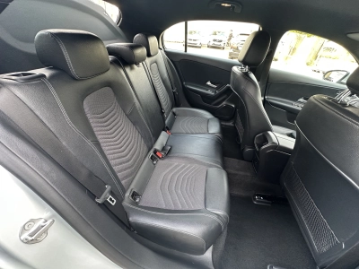 Mercedes-Benz A 200 7G-DCT Style RÜCKFAHRK. / WENIG KM