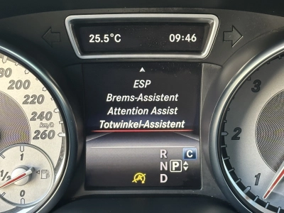 Mercedes-Benz GLA 220 d 4Matic 7G-DCT AMG Line /Bi-Xenon/NAVI