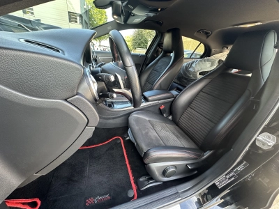 Mercedes-Benz GLA 220 d 4Matic 7G-DCT AMG Line /Bi-Xenon/NAVI