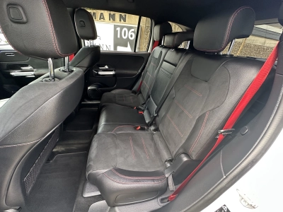 Mercedes-Benz GLB 35 AMG 4Matic AMG Speedshift DCT 8G
