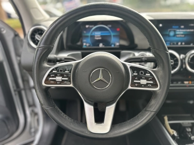 Mercedes-Benz GLB 180 d 8G-DCT Progressive / PANO / AHK
