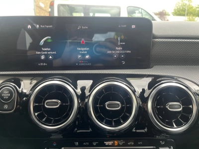 Mercedes-Benz A 220 d 4Matic 8G-DCT Progressive / Widescreen