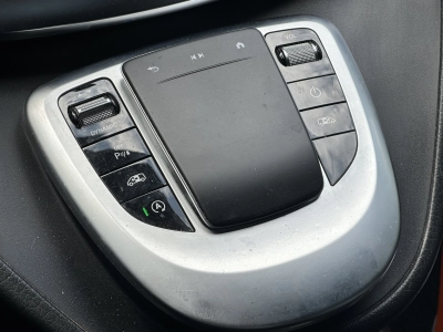 Mercedes-Benz V 300 d lang 9G-TRONIC Avantgarde Edition 2020
