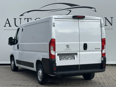 Peugeot Boxer 330 L2H1 Premium BlueHDi 140 Stop&Start