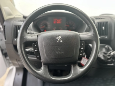 Peugeot Boxer 330 L2H1 Premium BlueHDi 140 Stop&Start