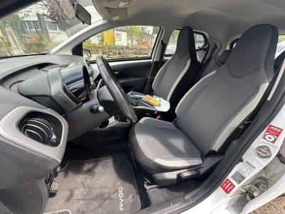 Toyota AYGO x-play / Rückfahrkamera
