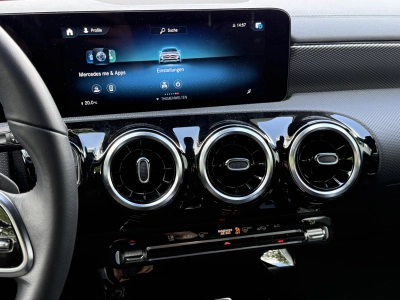 Mercedes-Benz CLA 200 Shooting Brake d 8G-DCT Progressive