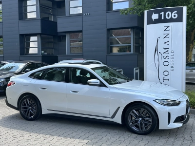 BMW i4 35 eDrive Gran Coupe | Live Cockpit Prof.