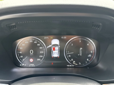 Volvo XC60 D4 Geartronic Momentum Pro
