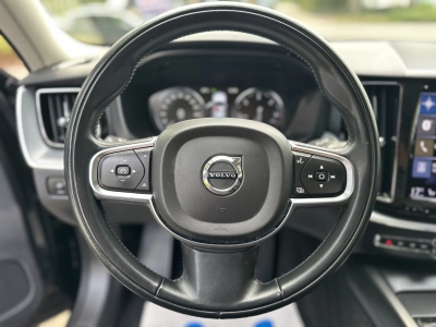 Volvo XC60 D4 Geartronic Momentum Pro
