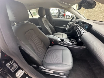 Mercedes-Benz CLA 200 Shooting Brake 7G-DCT Entry TOTWINKELASS