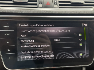 Skoda Superb Combi 2.0 TDI Style | Crystal Lighting