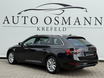 Skoda Superb Combi 2.0 TDI Style | Crystal Lighting