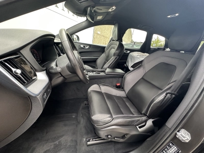 Volvo XC60 R Design D4 Geartronic 2WD | ACC | LED
