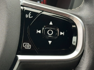 Volvo XC60 R Design D4 Geartronic 2WD | ACC | LED