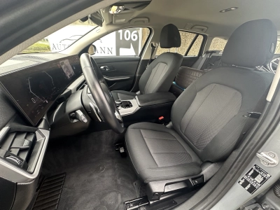 BMW 318 d Touring Aut. / Widescreen / LED 
