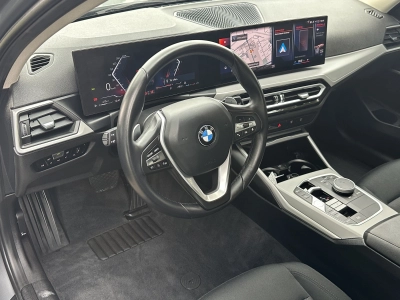 BMW 318 d Touring Aut. / Widescreen / LED 
