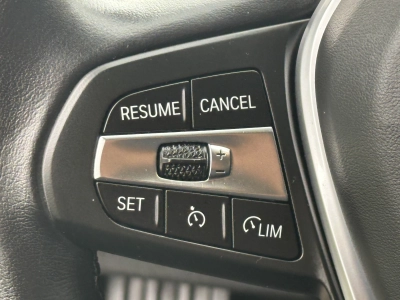 BMW 318 d Touring Aut. / Widescreen / LED 
