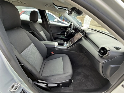 Mercedes-Benz C 200 dT AVANTGARDE DISTRONIC / ANHÄNGER / ...
