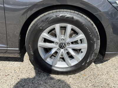 VW Passat Variant 2.0 TDI SCR DSG Business / ACC