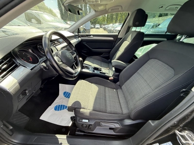 VW Passat Variant 2.0 TDI SCR DSG Business / ACC