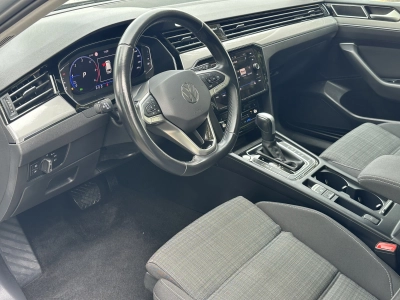 VW Passat Variant 2.0 TDI SCR DSG Business / ACC 