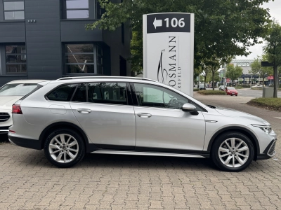 VW Golf Variant 2.0 TDI 4Motion SCR DSG Alltrack