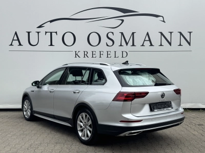 VW Golf Variant 2.0 TDI 4Motion SCR DSG Alltrack