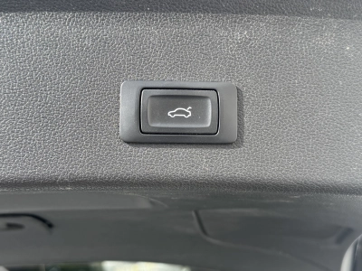 Audi A4 Avant 2.0 TDI DPF clean Sport Edition Plus