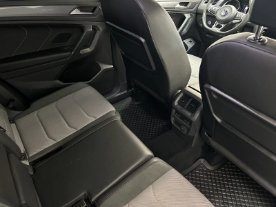 VW Tiguan Allspace Comfortline 4Motion"R-LINE-NAVI"