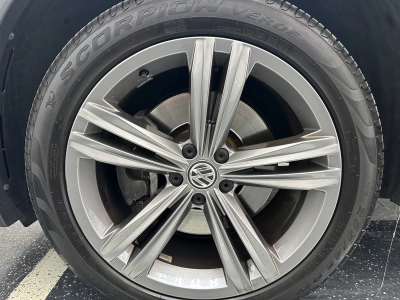 VW Tiguan Allspace Comfortline 4Motion"R-LINE-NAVI"