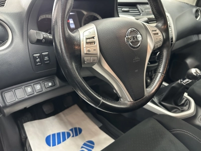 Nissan Navara N-Connecta King Cab 4x4 "NAVI-SITZH-CAM"
