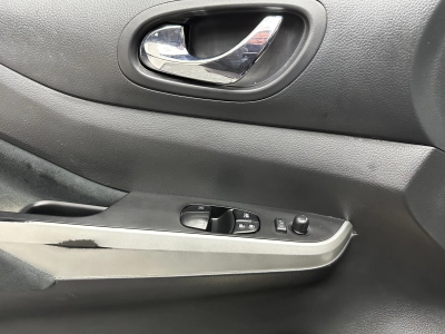 Nissan Navara N-Connecta King Cab 4x4 "NAVI-SITZH-CAM"