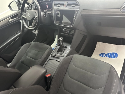 VW Tiguan Allspace Elegance 4Motion"7 SITZER-NAVI"