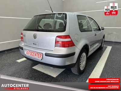 VW Golf Champ "KLIMA-TÜV NEU-RADIO"