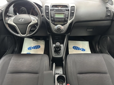 Hyundai ix20 "PANO-MULTI-KLIMA-ALU-8 FACH"