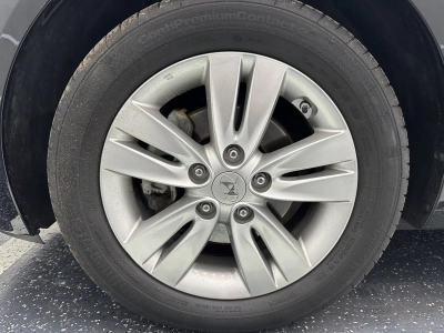 Hyundai ix20 "PANO-MULTI-KLIMA-ALU-8 FACH"