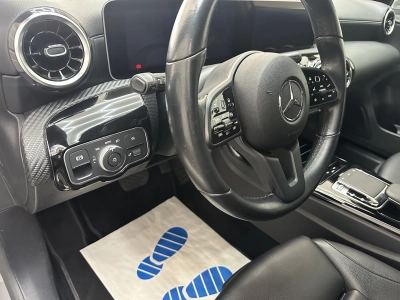 Mercedes-Benz A 180 d "LEDER-AUTO-NAVI-DIGI COCKPIT-CAM"