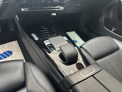 Mercedes-Benz A 180 d "LEDER-AUTO-NAVI-DIGI COCKPIT-CAM"