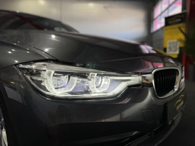 BMW 318 i Touring*LED*NAVI*SHZG*AHK*TEMPO*KLIMAAUTO.