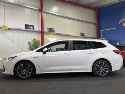 Toyota Corolla Hybrid Team D