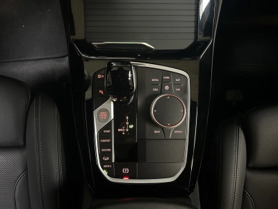 BMW X3 xDrive 20 d M Sport*AHK*Hi-Fi*Werksgarantie*