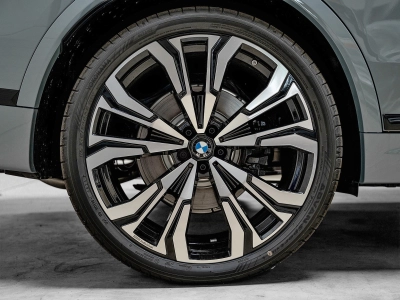 BMW X7 xDrive 40 d M Sport *B&W*Kristall*M-SPORT*